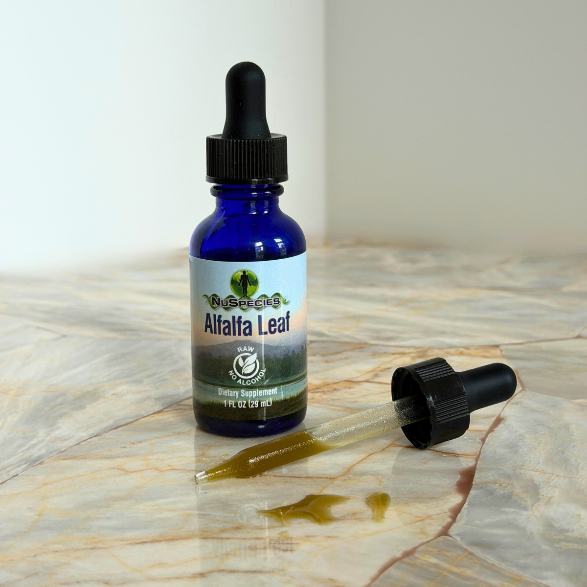 Alfalfa Leaf Extract 1 oz